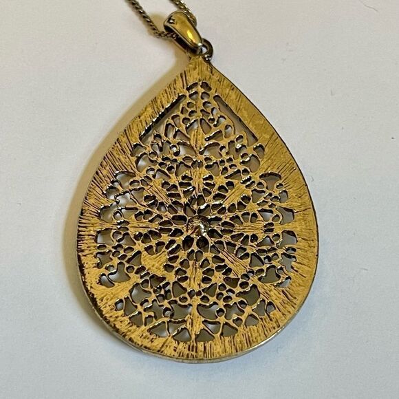 Vintage large gold & crystal pendant on chain - Picture 3 of 4